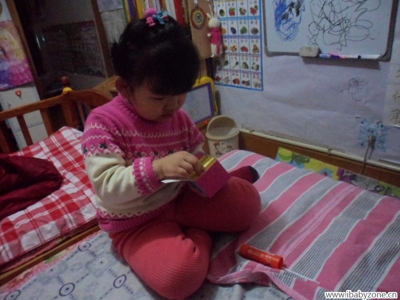 摆弄冰箱