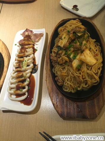 鱿鱼卷牛肉面
