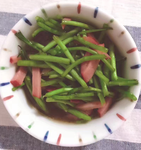 3芦蒿火腿肠
