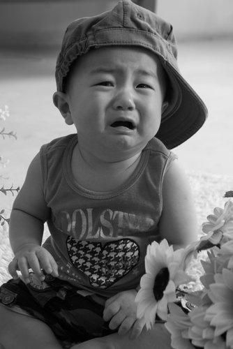 敢抢我玩具~